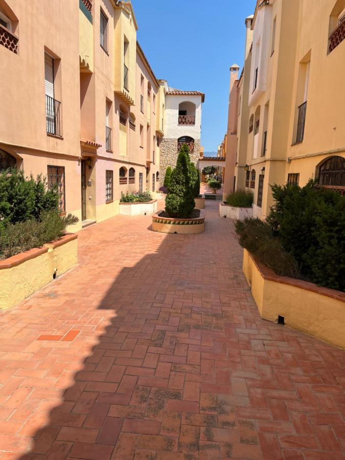 Appartement 1 Chambre Climatise Avec 3 Piscines A 200 M De La Plage إمبوريابرافا المظهر الخارجي الصورة