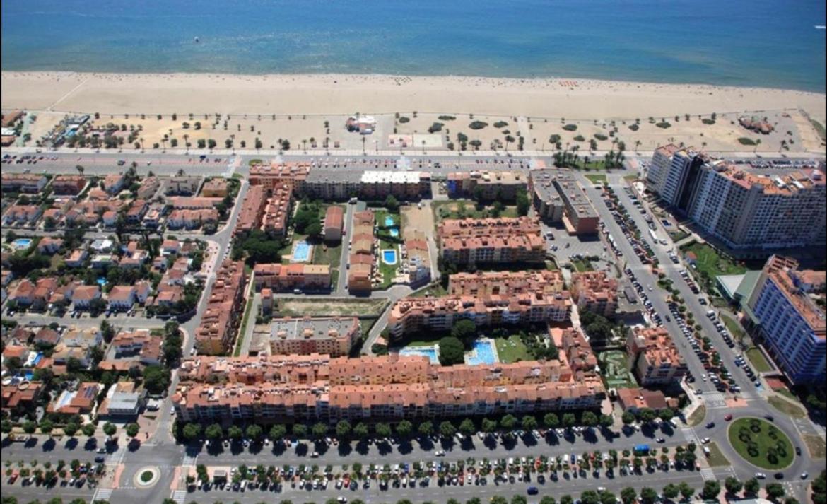 Appartement 1 Chambre Climatise Avec 3 Piscines A 200 M De La Plage إمبوريابرافا المظهر الخارجي الصورة