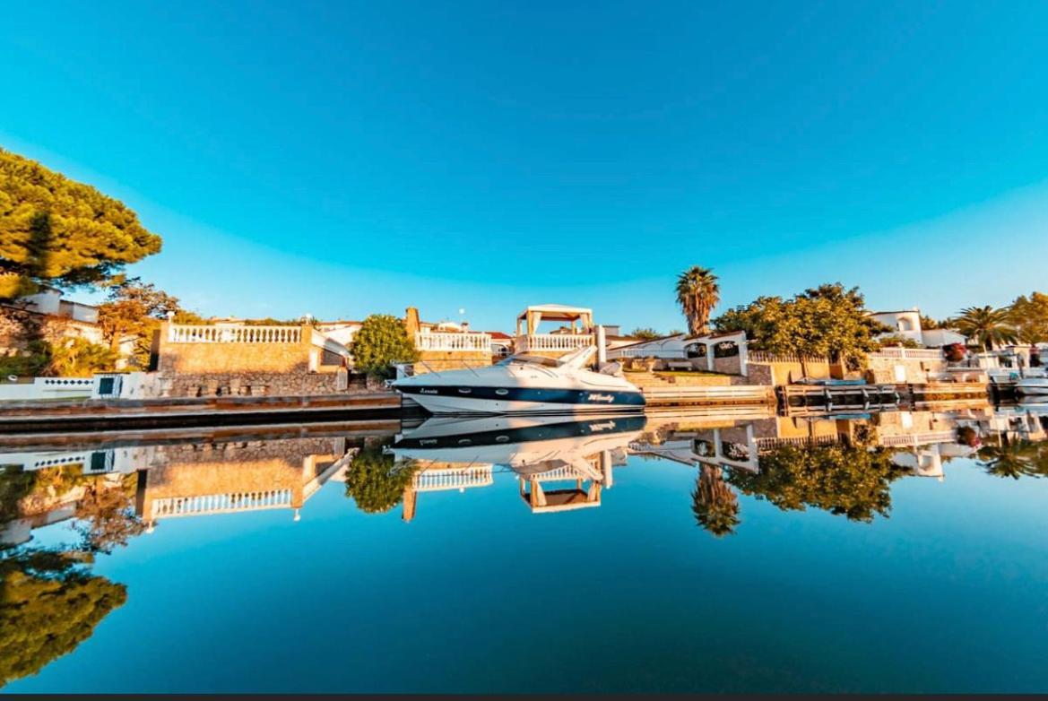 Appartement 1 Chambre Climatise Avec 3 Piscines A 200 M De La Plage إمبوريابرافا المظهر الخارجي الصورة